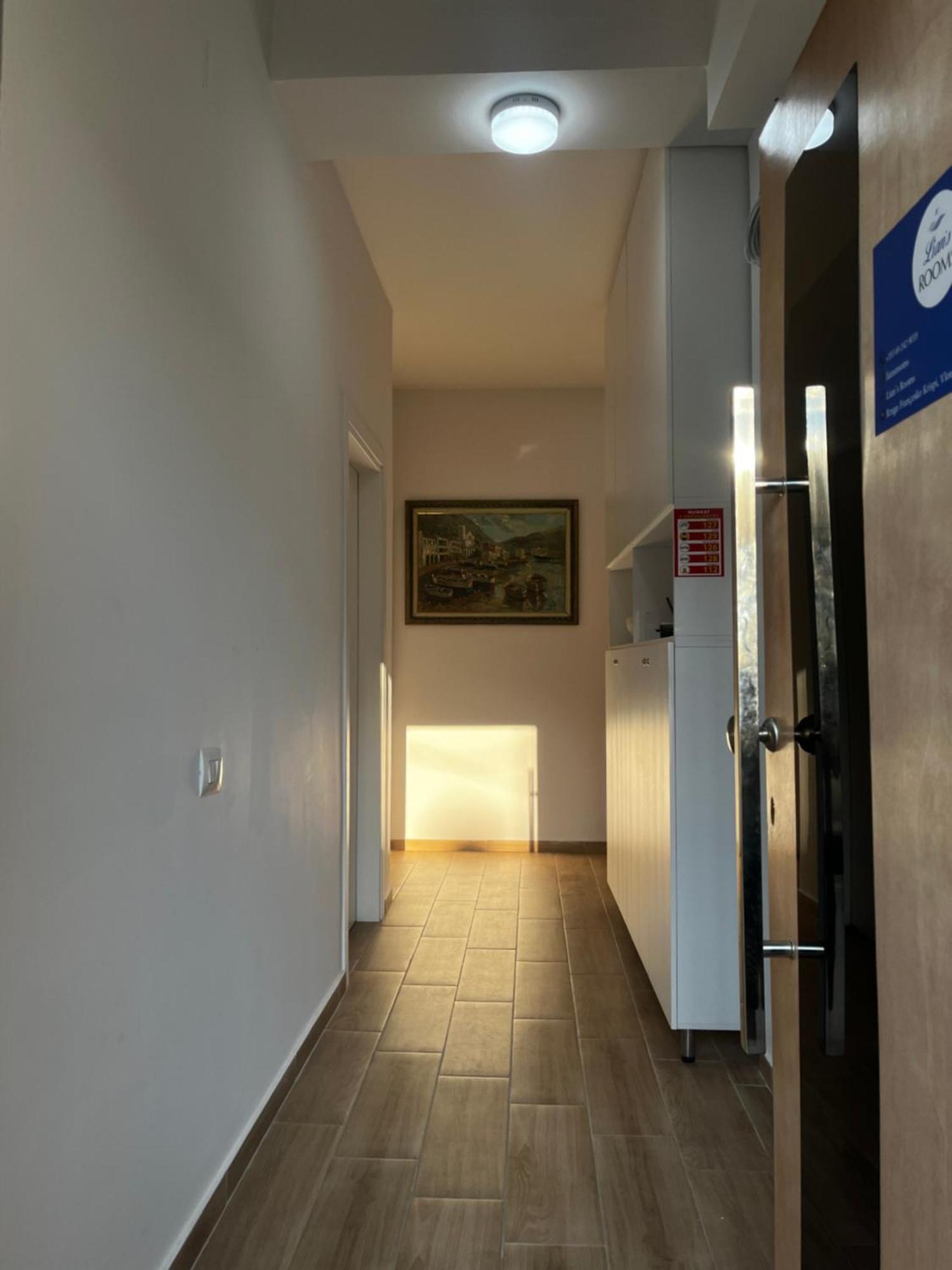 Lian'S Rooms Avlonya Dış mekan fotoğraf