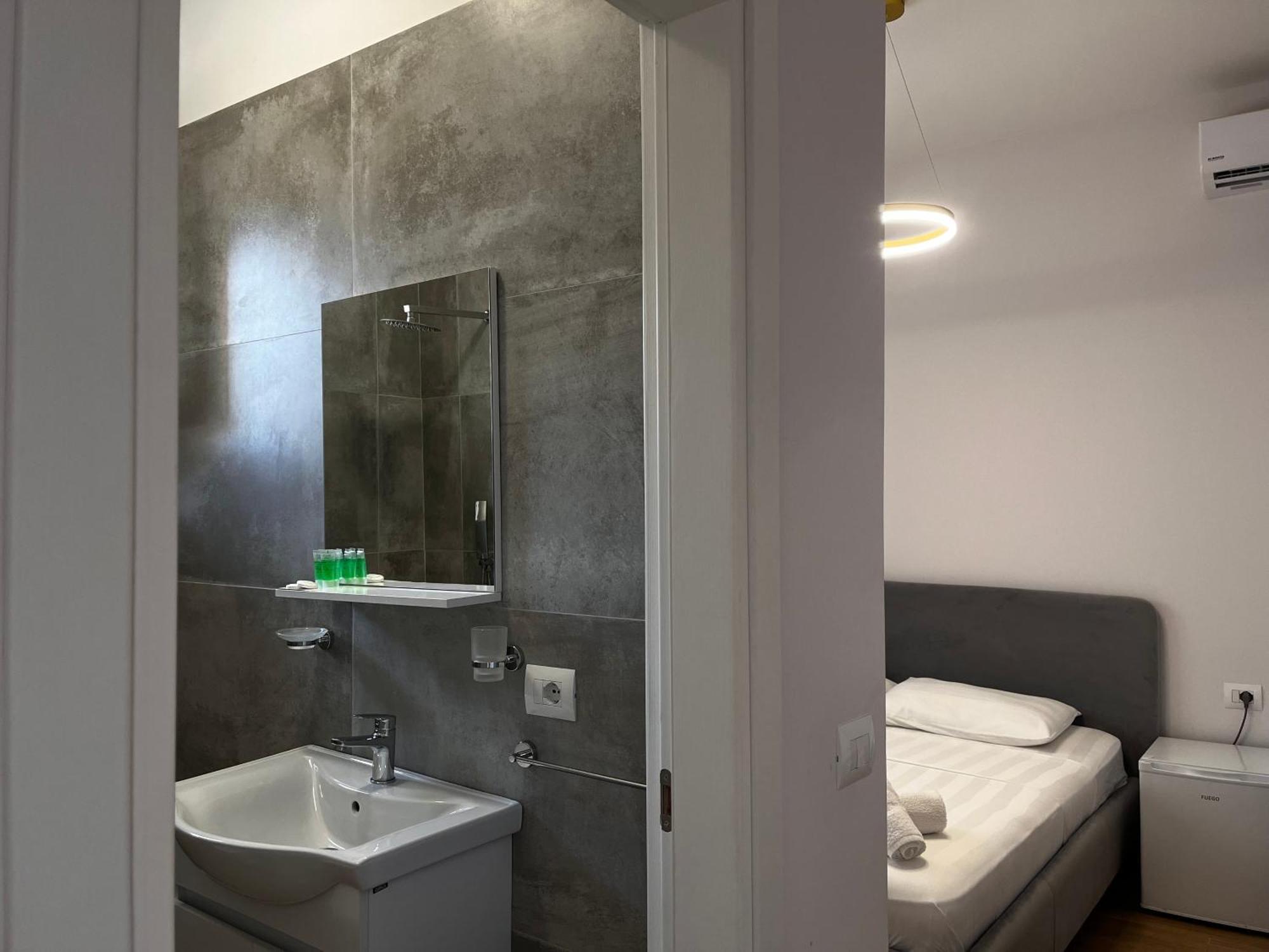 Lian'S Rooms Avlonya Dış mekan fotoğraf